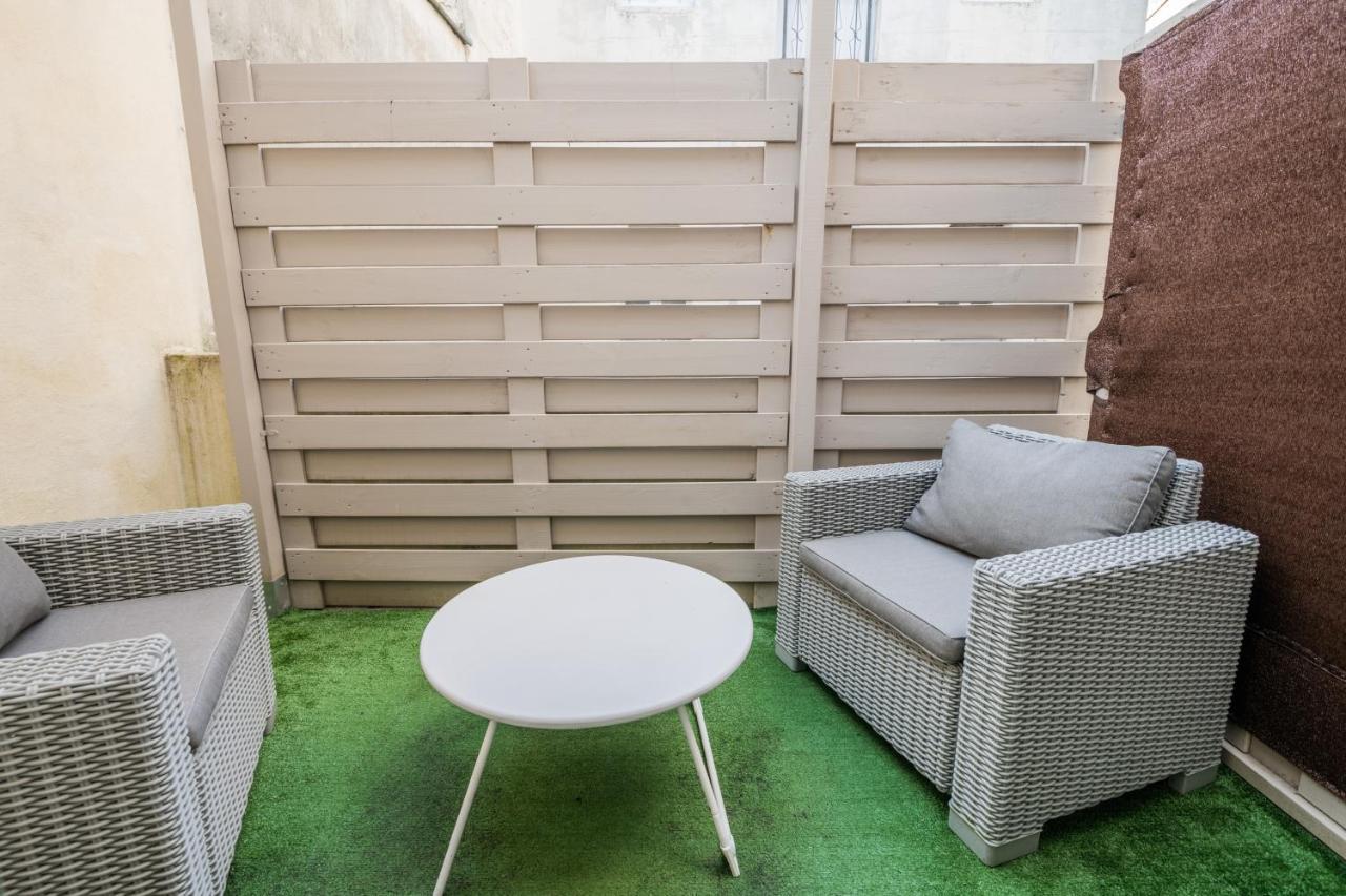 Studio En Duplex-Aircon-Terrasse-Parking-Calme Бордо Экстерьер фото
