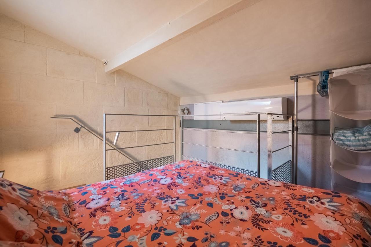 Studio En Duplex-Aircon-Terrasse-Parking-Calme Бордо Экстерьер фото