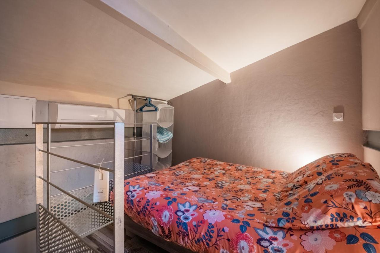 Studio En Duplex-Aircon-Terrasse-Parking-Calme Бордо Экстерьер фото