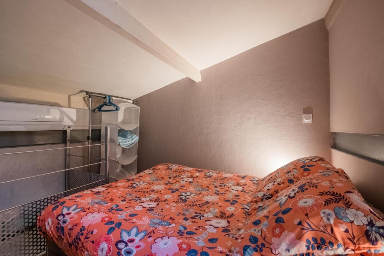 Studio En Duplex-Aircon-Terrasse-Parking-Calme Бордо Экстерьер фото